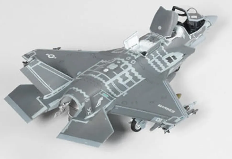 Academy 1/72 Lockheed Martin F-35B Lightning II USMC VMFA-121 Green Knights