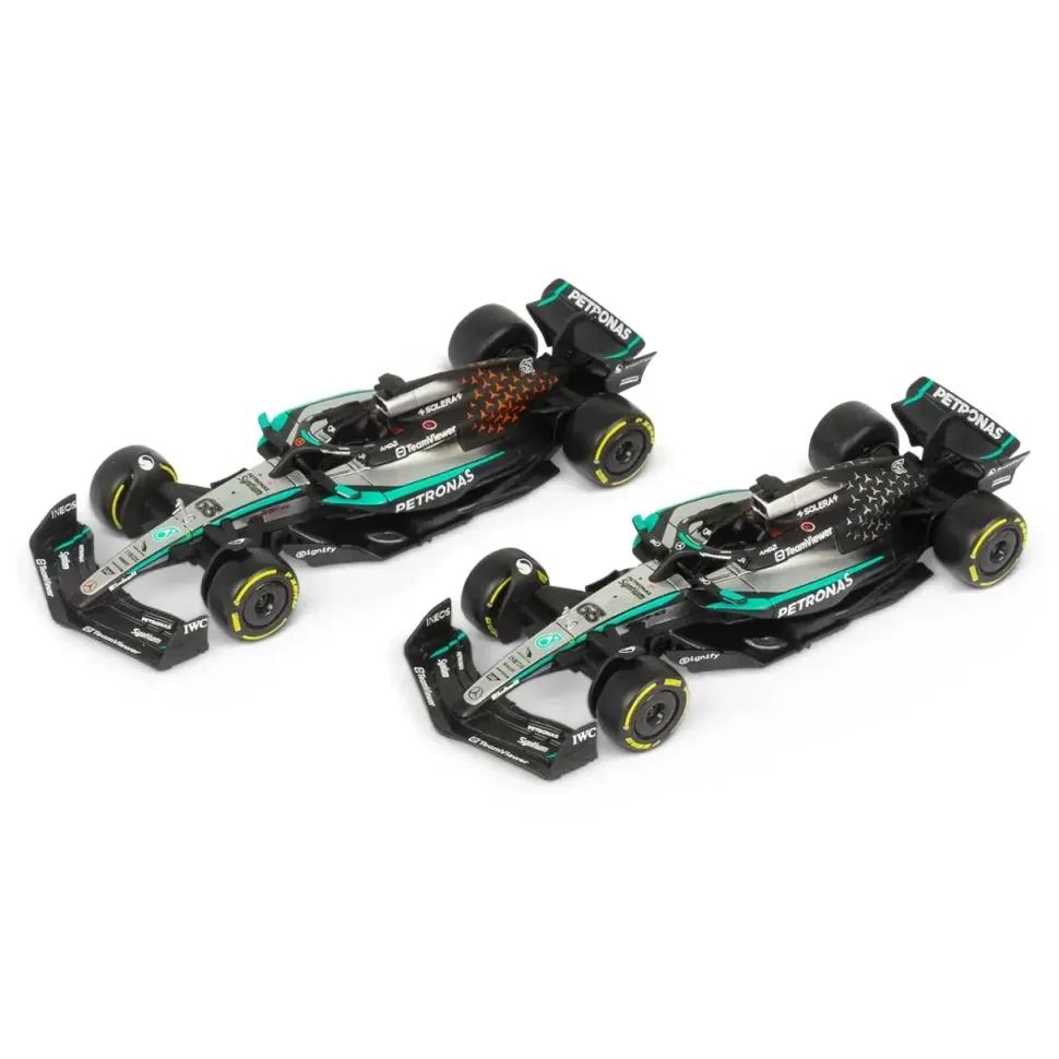 Burago 1/43 F1 Mercedes-AMG W16 2025 Driver Two Pack - George Russell