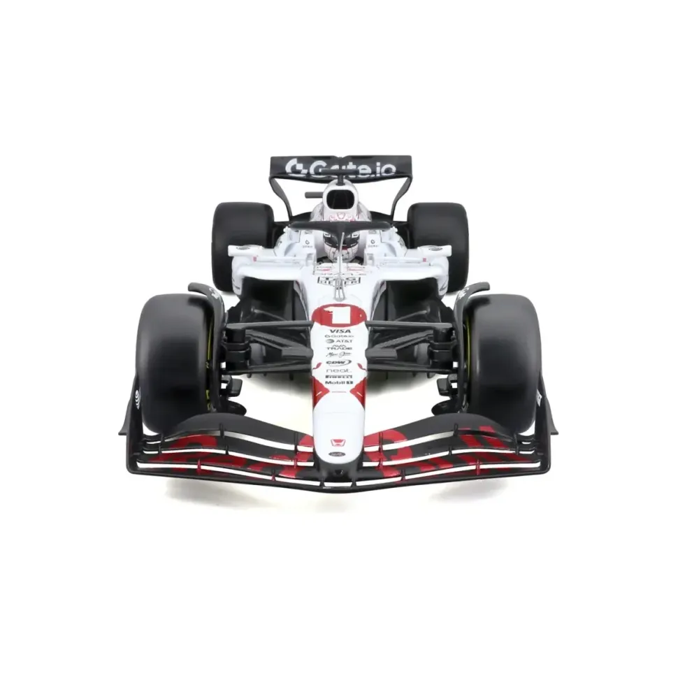 Burago 1/18 F1 Red Bull Racing RB21 Japan GP 2025 with Driver Helmet - Max Verstappen