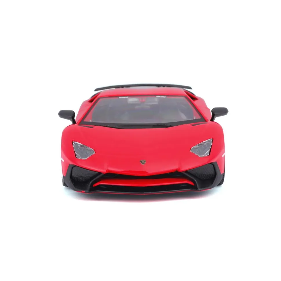 Burago 1/24 Lamborghini Aventador Diecast Model