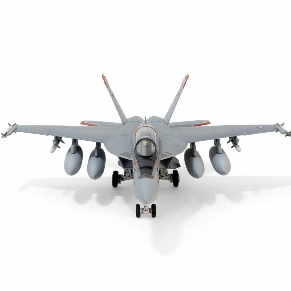 Forces Of Valor 1/72 F/A-18F Super Hornet VFA-102 Diamondbacks U.S. Navy Diecast Model