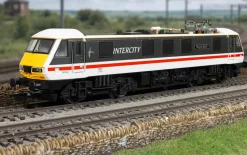 Hornby RailRoad: BR - Intercity Class 90 - 'Royal Scot' 90001