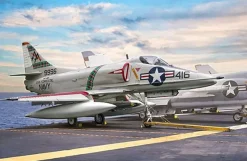 Italeri 1/48 Douglas A-4E/F/G Skyhawk Model Kit