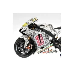 Minichamps 1/12 Yamaha YZR-M1 Moto GP Valencia 2007 Valentino Rossi