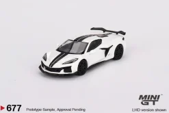 Mini GT 1/64 Chevrolet Corvette Z06 2023 Arctic White (RHD)