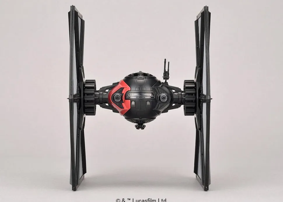 Revell 1/72 Ban-Dai First Order Special Forces TIE Fighter