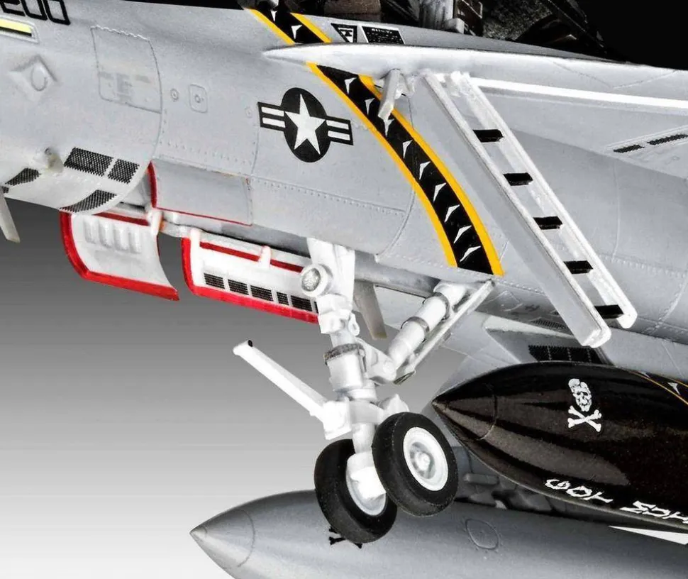 Revell 1/72 Boeing F/A-18F Super Hornet