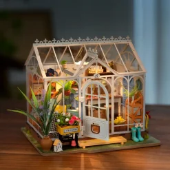 Rolife Dreamy Garden House Wooden Diorama Kit