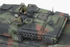 Tamiya 1/35 Leopard 2 A7V German Main Battle Tank
