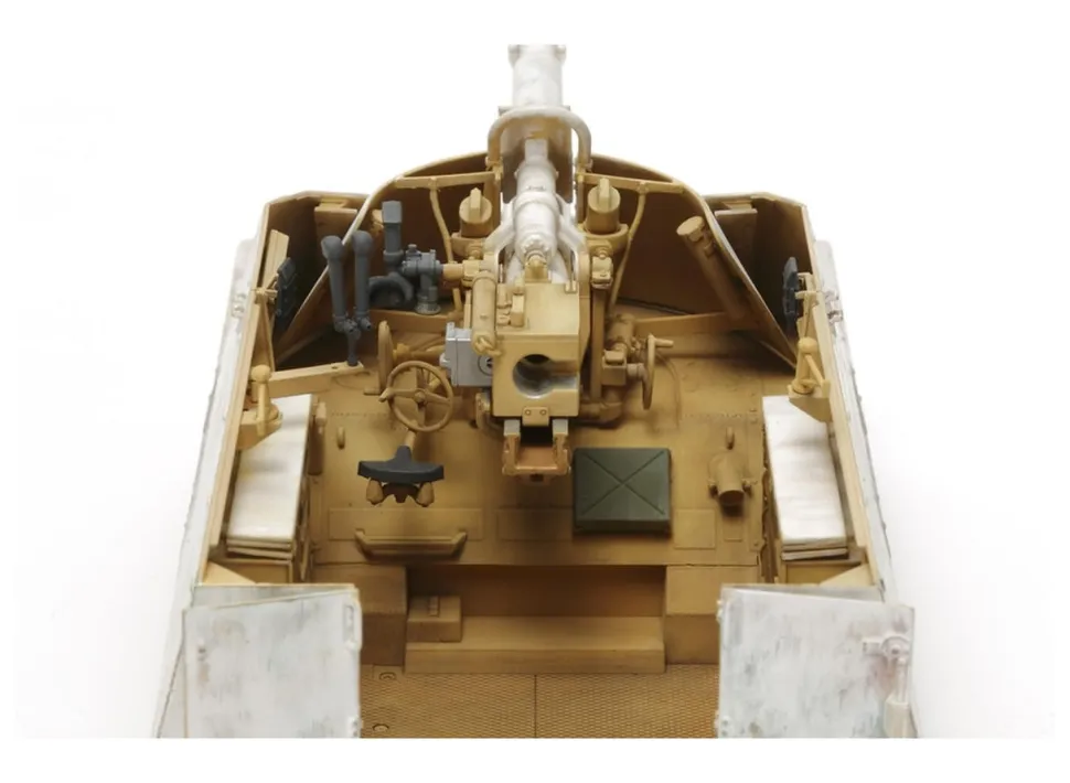 Tamiya 1/35 Sd.Kfz.164 Nashorn Panzerjager